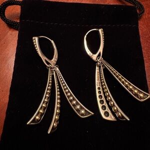 LAGOS Signature Caviar 3-Curve drop earrings with 18k Gold